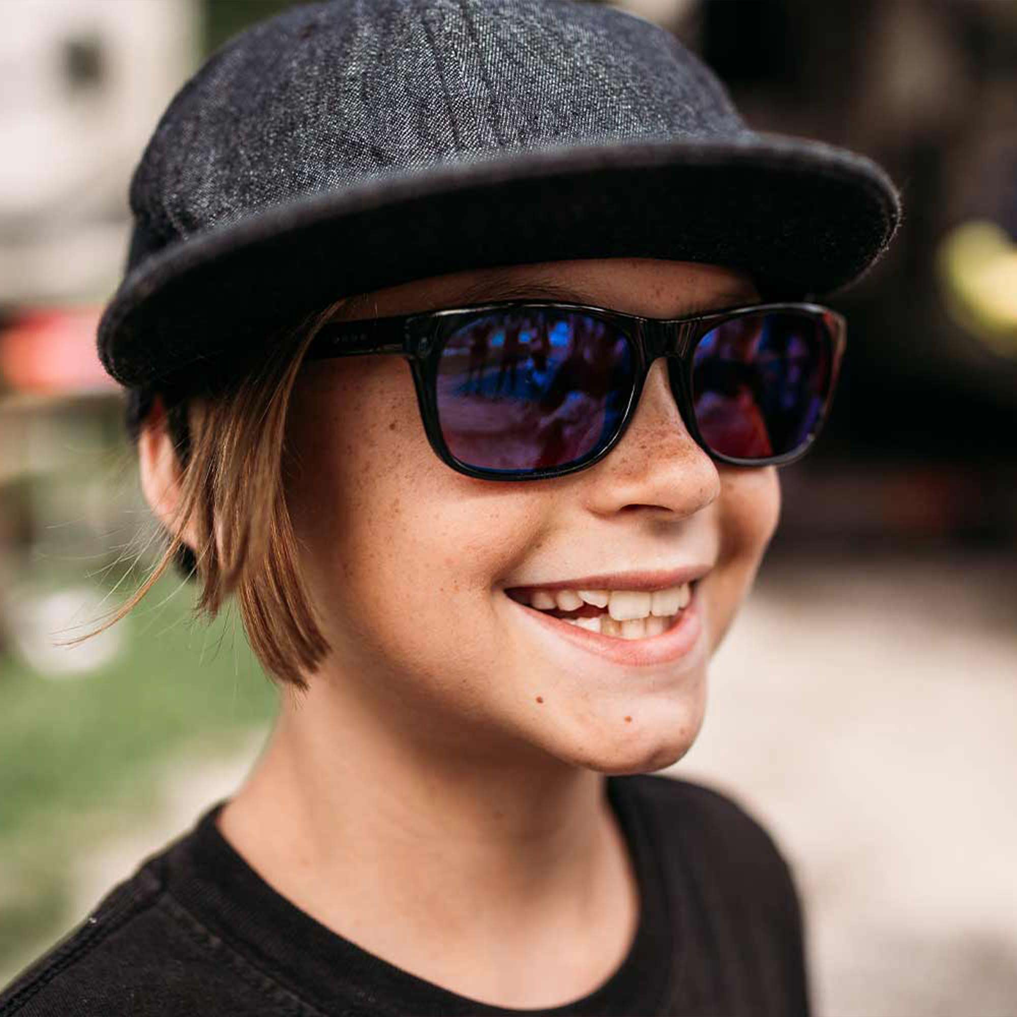 California Black Polarised Deutan Plano - Image 4